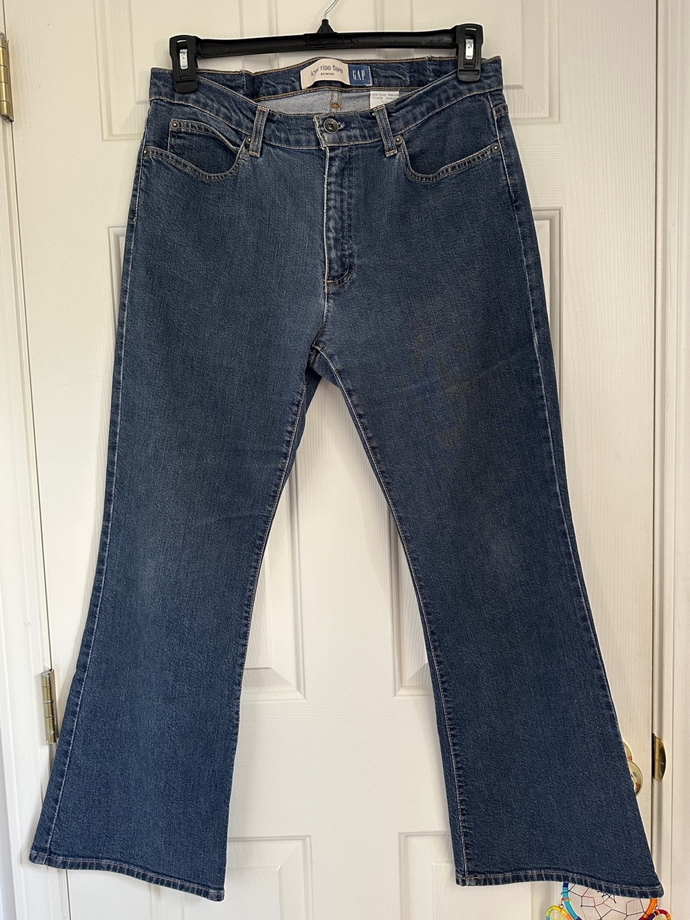 GAP- Low Rise Flare 👖 jeans